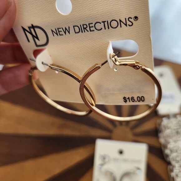 New Directions Jewelry Bundle Lot Hoop Earrings Silver Bracelet NWT Fashion - Picture 7 of 7